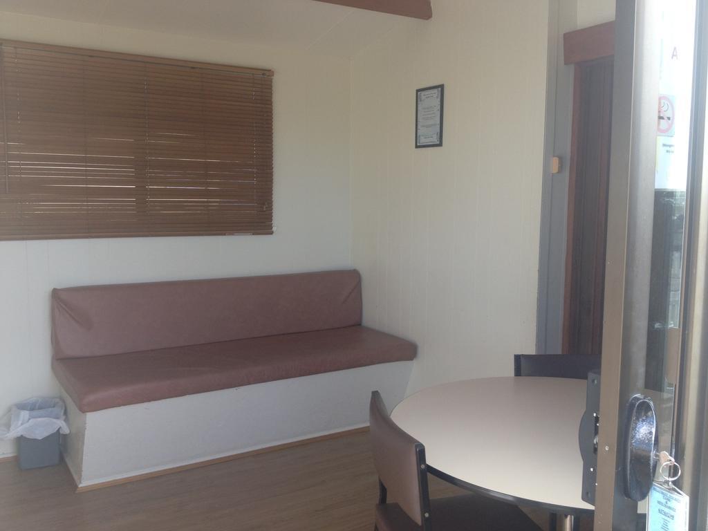 Hillcrest Tourist Park St Helens Quarto foto
